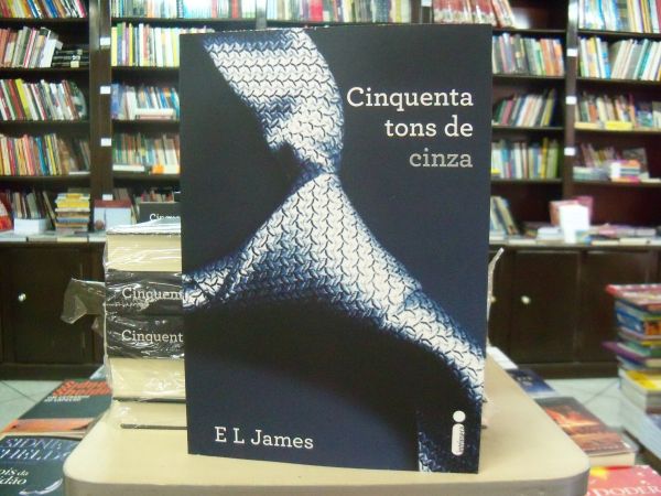 Cinquenta Tons de Cinza (E.L.James)